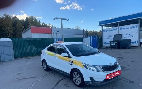 KIA Rio III рестайлинг, 2014 год, 580 000 рублей, 2 фотография