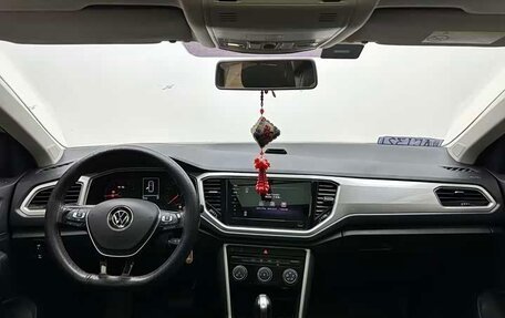 Volkswagen T-Roc I, 2023 год, 1 670 009 рублей, 11 фотография
