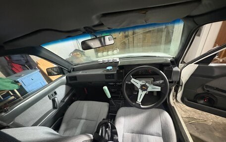 Nissan Pulsar III, 1987 год, 160 000 рублей, 2 фотография