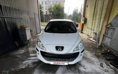 Peugeot 308 II, 2010 год, 259 999 рублей, 3 фотография