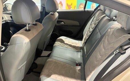 Chevrolet Cruze II, 2011 год, 619 000 рублей, 9 фотография