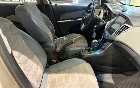 Chevrolet Cruze II, 2011 год, 619 000 рублей, 14 фотография