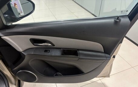 Chevrolet Cruze II, 2011 год, 619 000 рублей, 15 фотография
