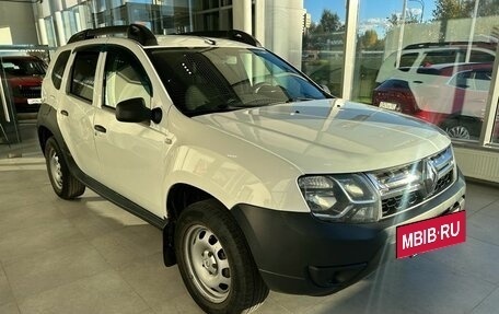 Renault Duster I рестайлинг, 2016 год, 799 000 рублей, 3 фотография