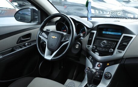 Chevrolet Cruze II, 2011 год, 399 000 рублей, 15 фотография