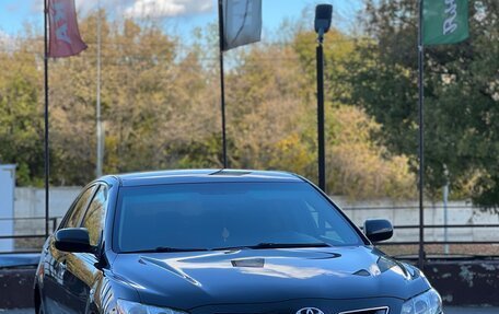 Toyota Camry, 2008 год, 720 000 рублей, 2 фотография