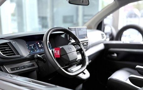 Citroen SpaceTourer I, 2025 год, 5 990 000 рублей, 18 фотография