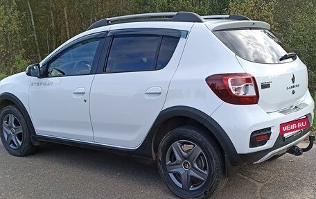 Renault Sandero II рестайлинг, 2018 год, 990 000 рублей, 5 фотография