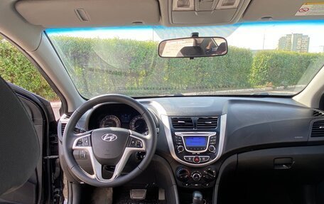 Hyundai Solaris II рестайлинг, 2011 год, 820 000 рублей, 14 фотография