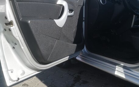 Renault Sandero I, 2012 год, 791 000 рублей, 12 фотография