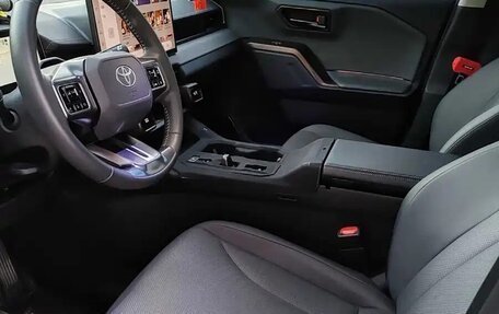 Toyota RAV4, 2026 год, 4 470 337 рублей, 6 фотография