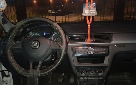 Skoda Rapid I, 2017 год, 950 000 рублей, 12 фотография