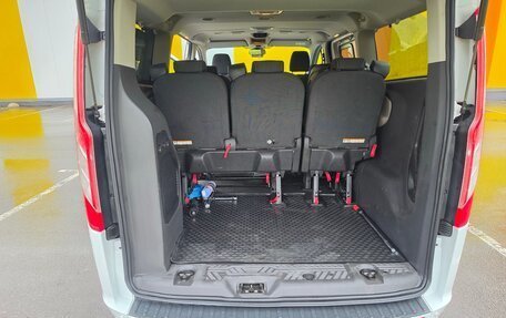 Ford Tourneo Custom I рестайлинг, 2017 год, 2 550 000 рублей, 18 фотография