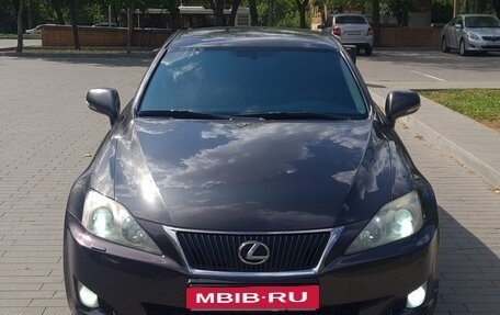 Lexus IS II рестайлинг 2, 2008 год, 1 550 000 рублей, 2 фотография