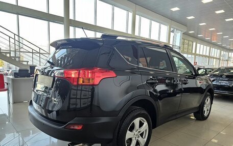 Toyota RAV4, 2013 год, 2 139 000 рублей, 10 фотография