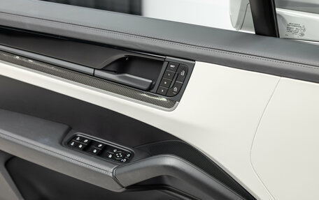 Porsche Cayenne III, 2023 год, 13 990 000 рублей, 9 фотография