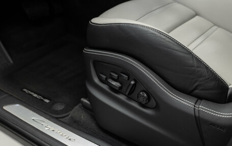 Porsche Cayenne III, 2023 год, 13 990 000 рублей, 14 фотография