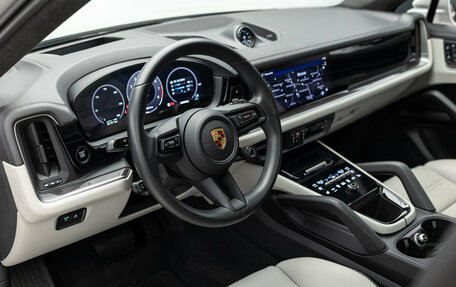 Porsche Cayenne III, 2023 год, 13 990 000 рублей, 11 фотография