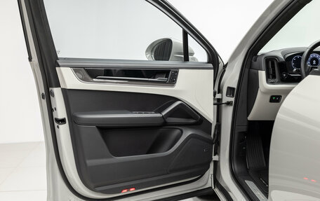 Porsche Cayenne III, 2023 год, 13 990 000 рублей, 8 фотография