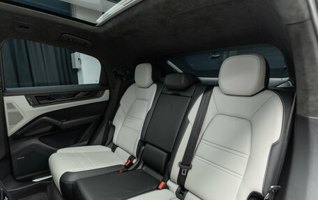Porsche Cayenne III, 2023 год, 13 990 000 рублей, 30 фотография