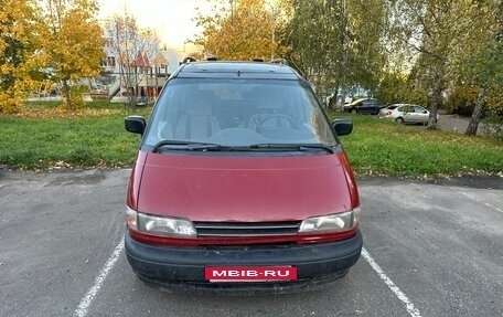 Toyota Previa II, 1994 год, 380 000 рублей, 2 фотография