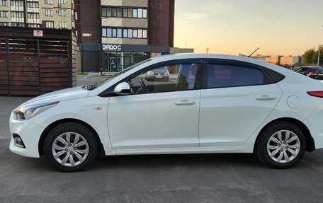 Hyundai Solaris II рестайлинг, 2017 год, 1 290 000 рублей, 4 фотография