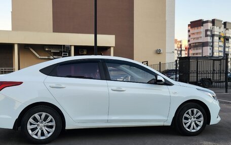 Hyundai Solaris II рестайлинг, 2017 год, 1 290 000 рублей, 6 фотография