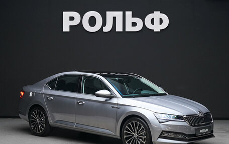 Skoda Superb III рестайлинг, 2025 год, 4 450 000 рублей, 1 фотография