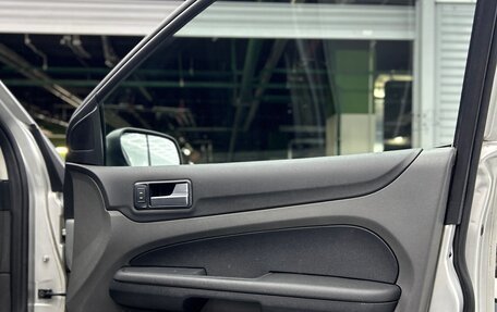 Ford Focus II рестайлинг, 2006 год, 329 000 рублей, 19 фотография