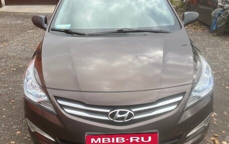 Hyundai Solaris II рестайлинг, 2014 год, 950 000 рублей, 1 фотография