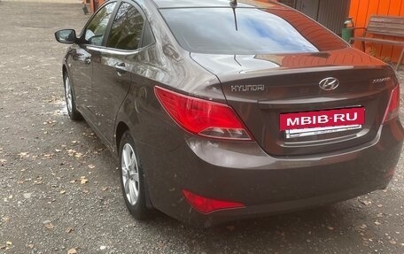 Hyundai Solaris II рестайлинг, 2014 год, 950 000 рублей, 7 фотография