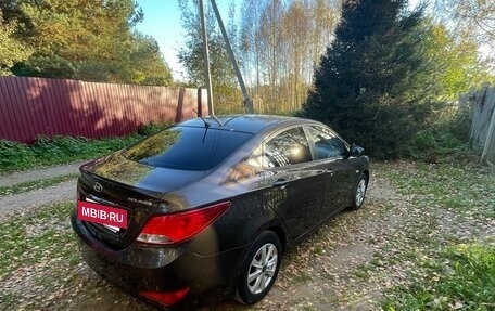 Hyundai Solaris II рестайлинг, 2014 год, 950 000 рублей, 13 фотография