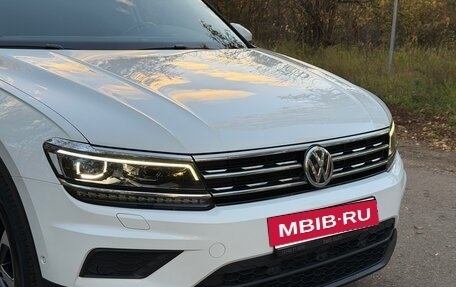 Volkswagen Tiguan II, 2019 год, 3 570 000 рублей, 4 фотография