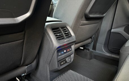 Volkswagen Tiguan II, 2019 год, 3 570 000 рублей, 25 фотография