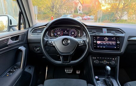 Volkswagen Tiguan II, 2019 год, 3 570 000 рублей, 28 фотография