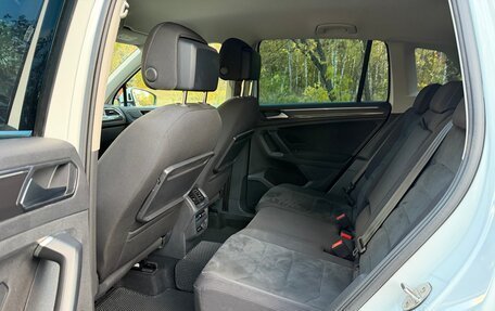 Volkswagen Tiguan II, 2019 год, 3 570 000 рублей, 24 фотография