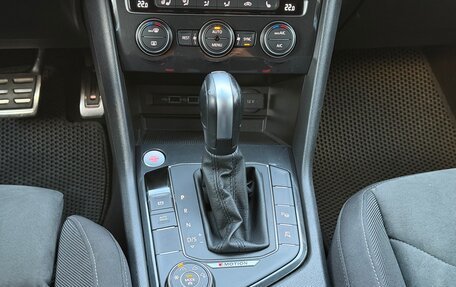 Volkswagen Tiguan II, 2019 год, 3 570 000 рублей, 29 фотография