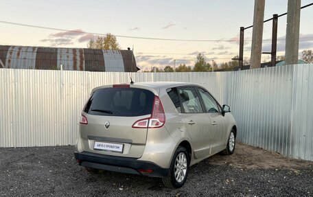 Renault Scenic III, 2011 год, 570 000 рублей, 2 фотография
