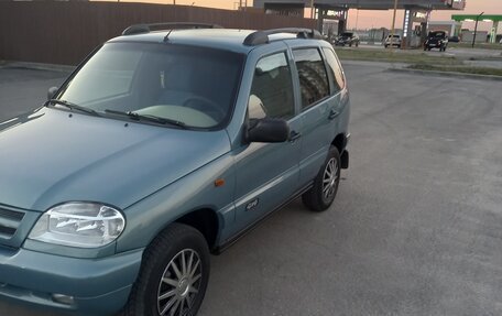 Chevrolet Niva I рестайлинг, 2005 год, 320 000 рублей, 3 фотография