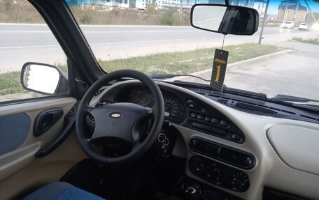 Chevrolet Niva I рестайлинг, 2005 год, 320 000 рублей, 10 фотография