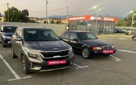 Mercedes-Benz C-Класс, 1997 год, 350 000 рублей, 3 фотография