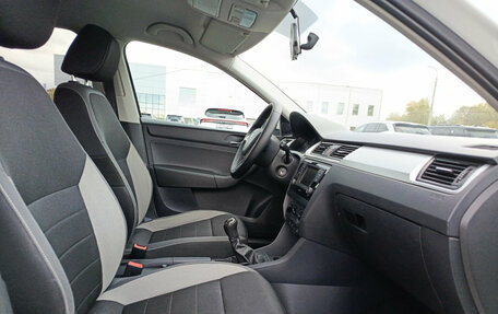 Skoda Rapid I, 2017 год, 935 000 рублей, 15 фотография