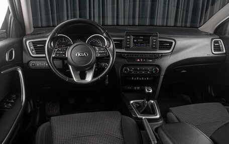 KIA cee'd III, 2018 год, 1 699 000 рублей, 6 фотография