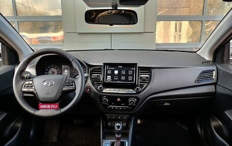 Hyundai Solaris II рестайлинг, 2021 год, 1 430 100 рублей, 8 фотография