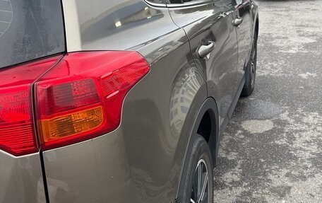 Toyota RAV4, 2013 год, 1 800 000 рублей, 4 фотография