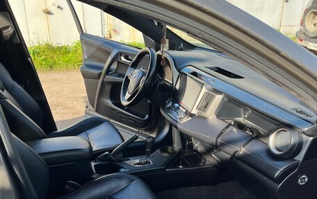 Toyota RAV4, 2013 год, 1 800 000 рублей, 10 фотография