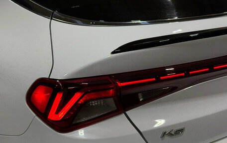 KIA K5, 2021 год, 2 400 000 рублей, 10 фотография