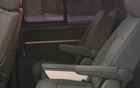 Volkswagen Multivan T5, 2007 год, 970 000 рублей, 19 фотография