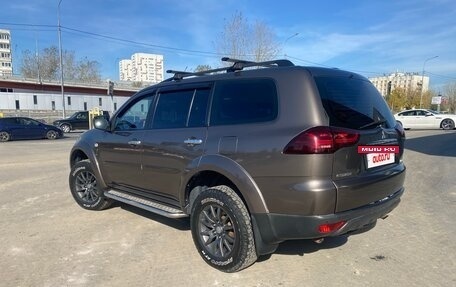 Mitsubishi Pajero Sport II рестайлинг, 2011 год, 2 300 000 рублей, 4 фотография
