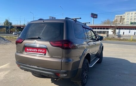 Mitsubishi Pajero Sport II рестайлинг, 2011 год, 2 300 000 рублей, 5 фотография